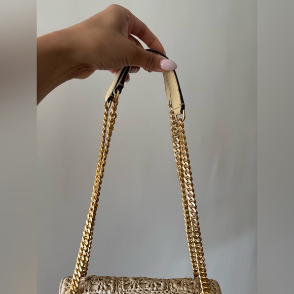 Tory Burch tan woven raffia style bag - Picture 4 of 9